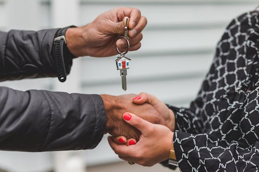 homeowner discussing mortgage options