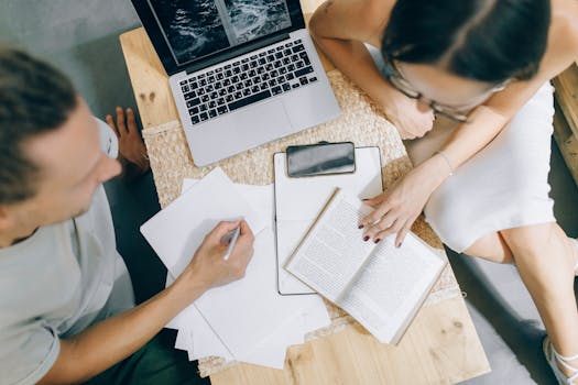 image of a private lender meeting with a borrower